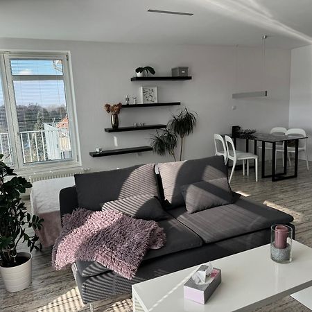 Apartment Husova Poděbrady Esterno foto